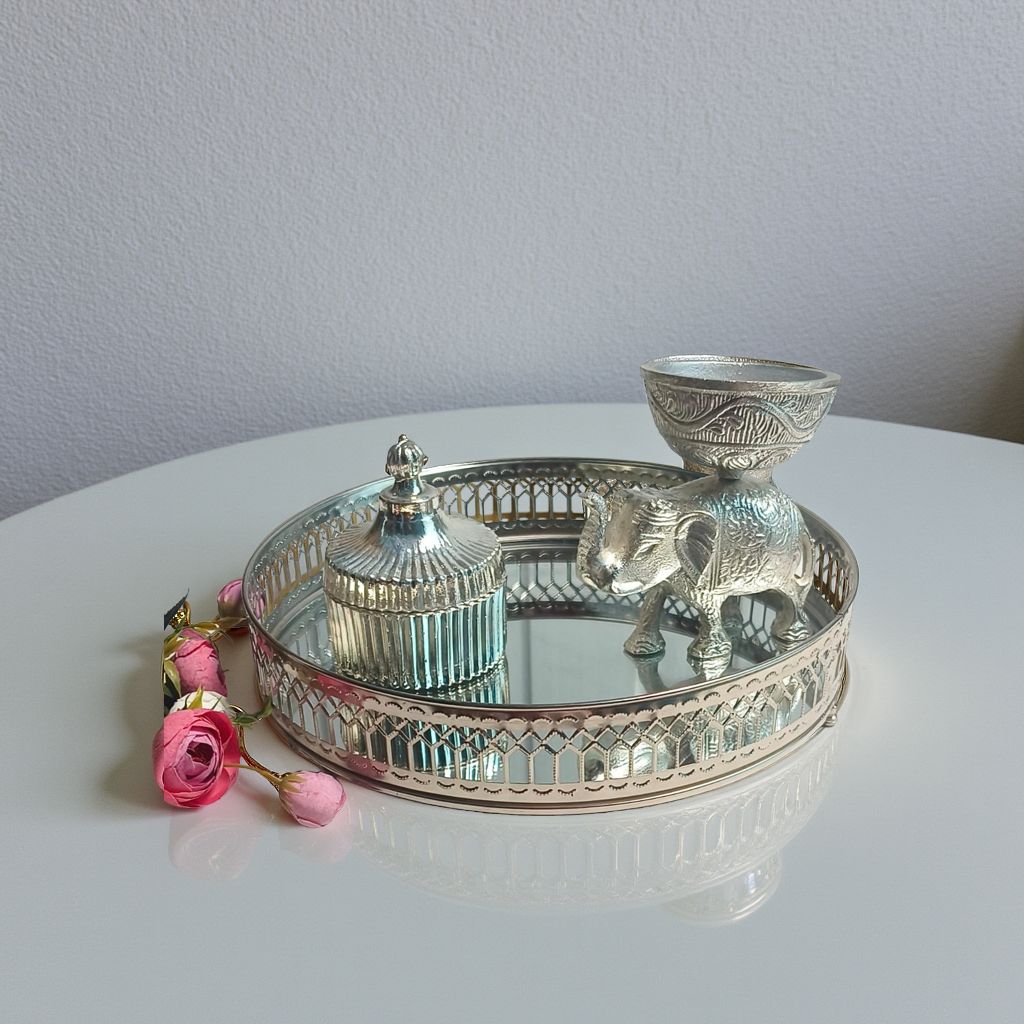 Silver Décor Combo – Glass Line Jar, Aluminium Elephant & Mirror Tray for Elegant Home Styling & Gifting