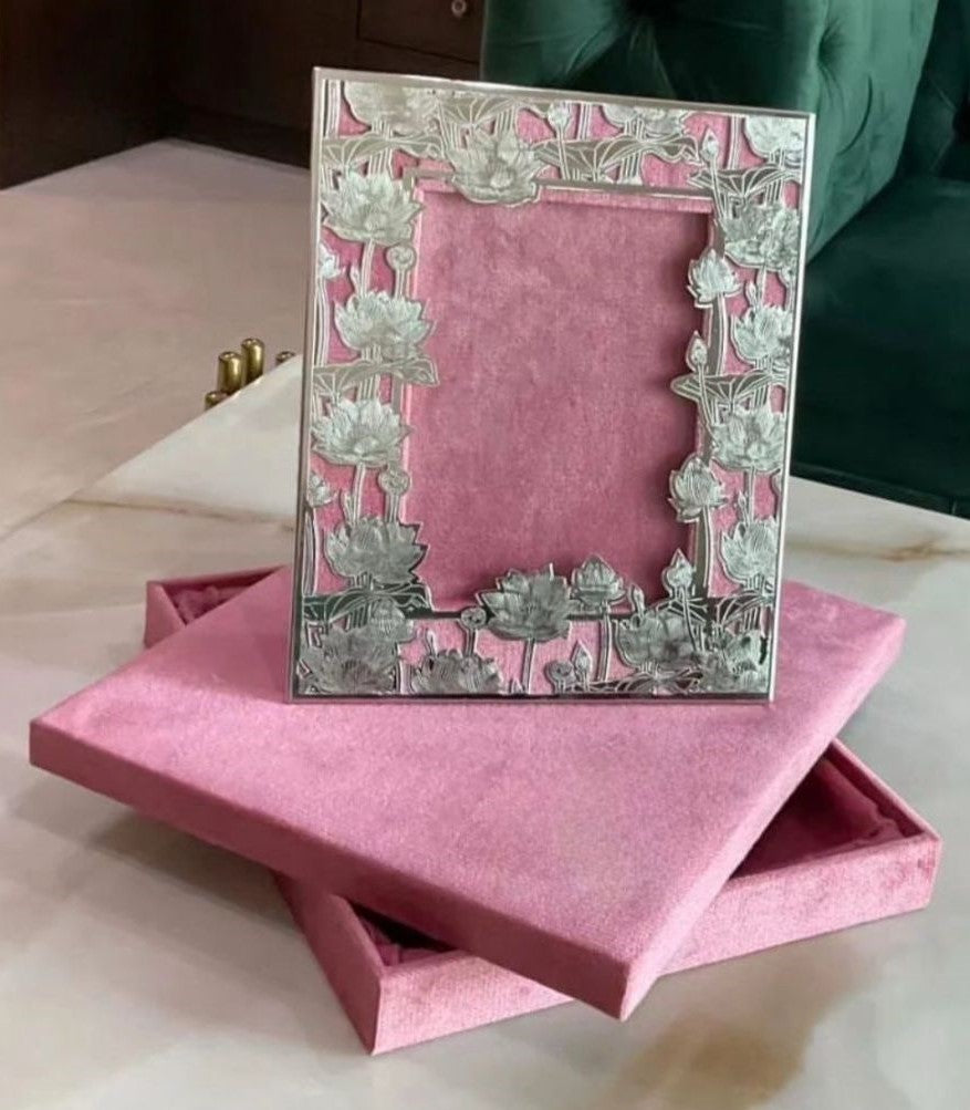 Pink Serenity Steel Photo Frame – Subtle Shine, Strong Build