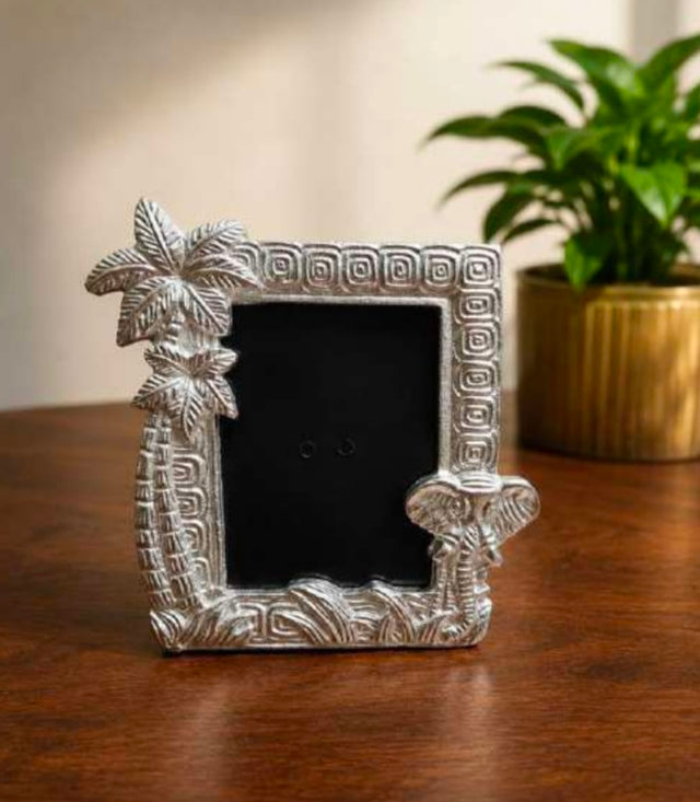 Maverics Silver Palm Tree Photo Frame – Decorative Heritage Frame