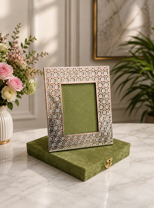 Maverics Geometric Brass Photo Frame – Green Velvet Gift Box