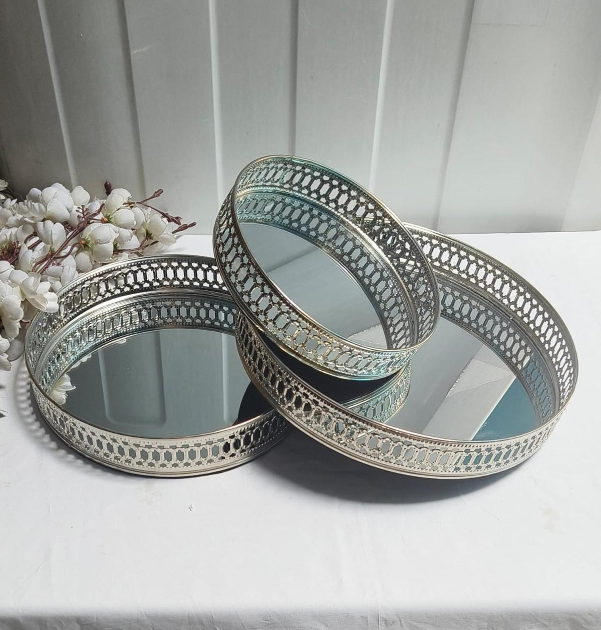 Elegant Silver Round Tray Set – 3 Pcs (8”, 10”, 12” Diameter)