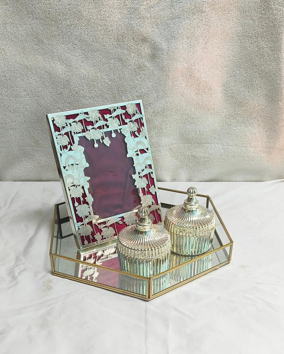 Elegant Silver Serve & Display Combo – 2 Glass Jars, Hexa Tray & Photo Frame