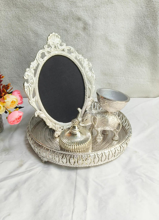 Elegant Silver Serve & Display Combo – 2 Glass Jars, Hexa Tray & Photo Frame (Copy)