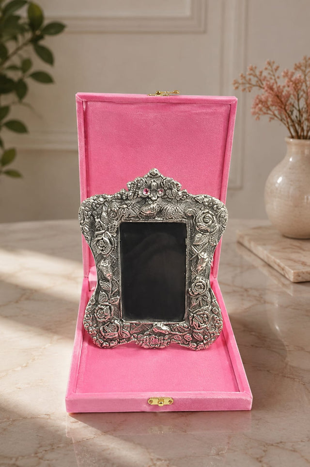 Maverics ornate silver rectangular photo frame with pink velvet gift box